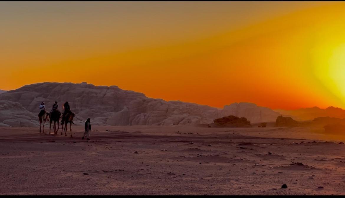 Magic Milky Way Camp Hotel Wadi Rum Exterior photo